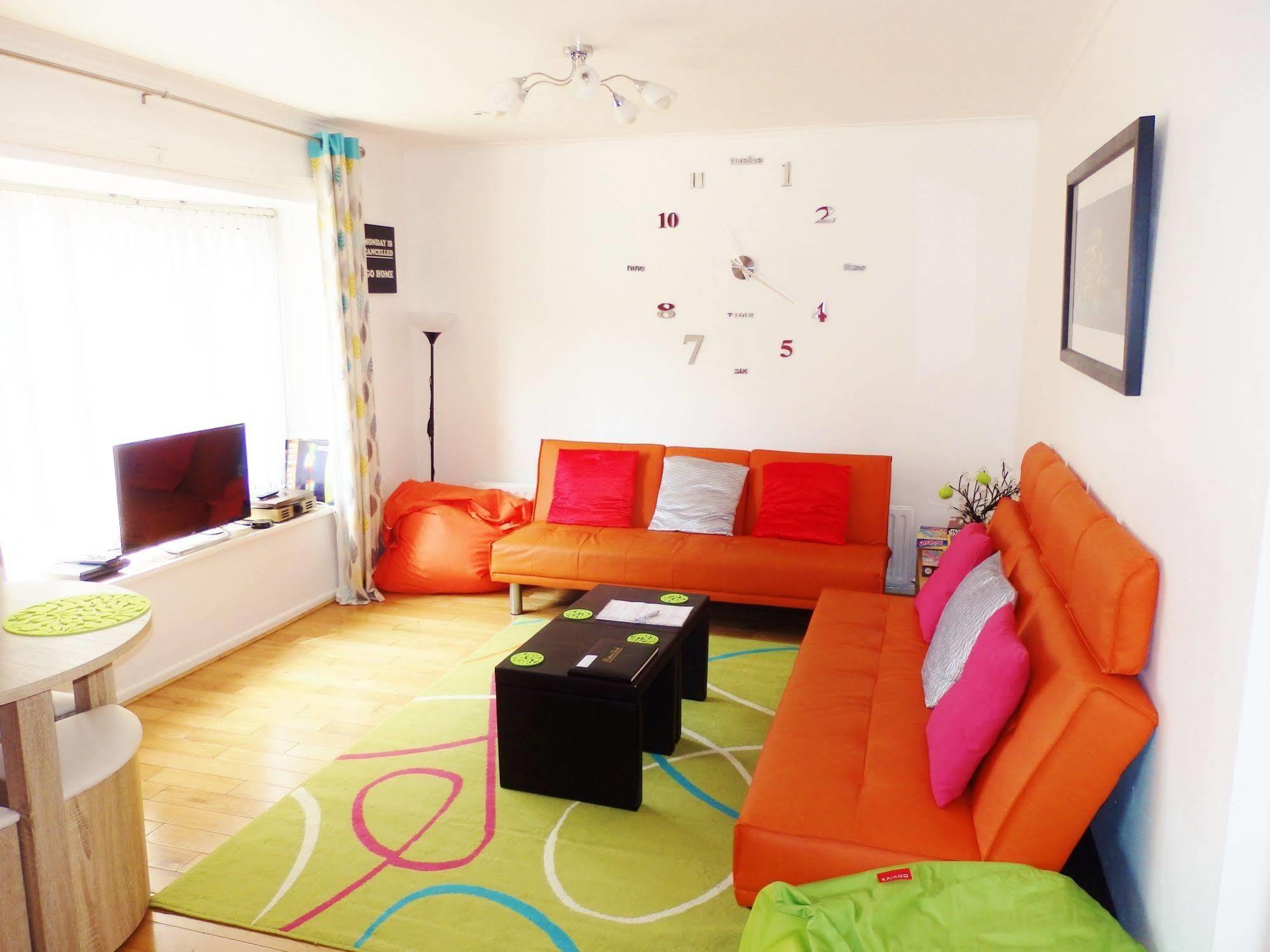 Very Central Location- Free Parking - 2 Bedrooms Belfast Exterior foto